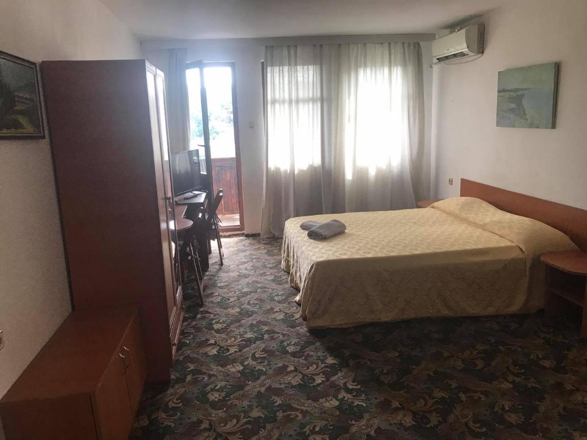 Guestrooms Ross فيليكو ترنوفو المظهر الخارجي الصورة