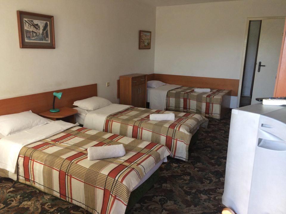 Guestrooms Ross فيليكو ترنوفو المظهر الخارجي الصورة